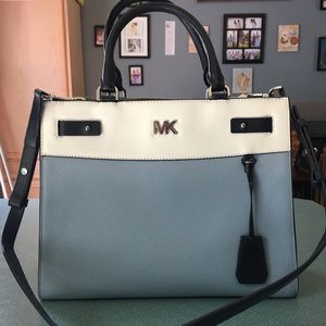 Michael Kors Reagan Large Leather Satchel